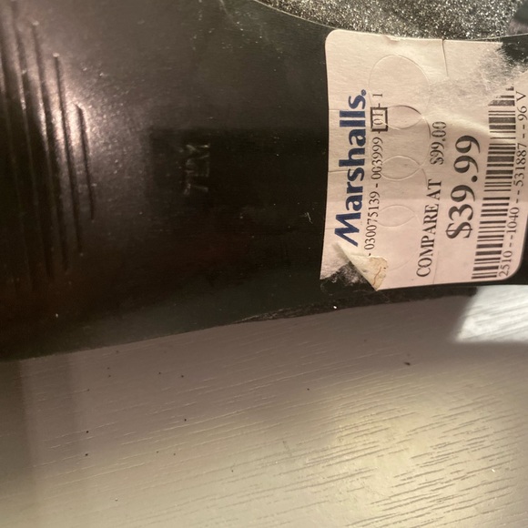 Peep toe stilettos by Guess - Picture 6 of 6